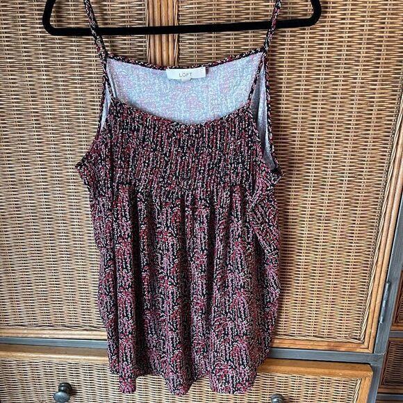 Loft Tank Top EUC  - Picture 1 of 4